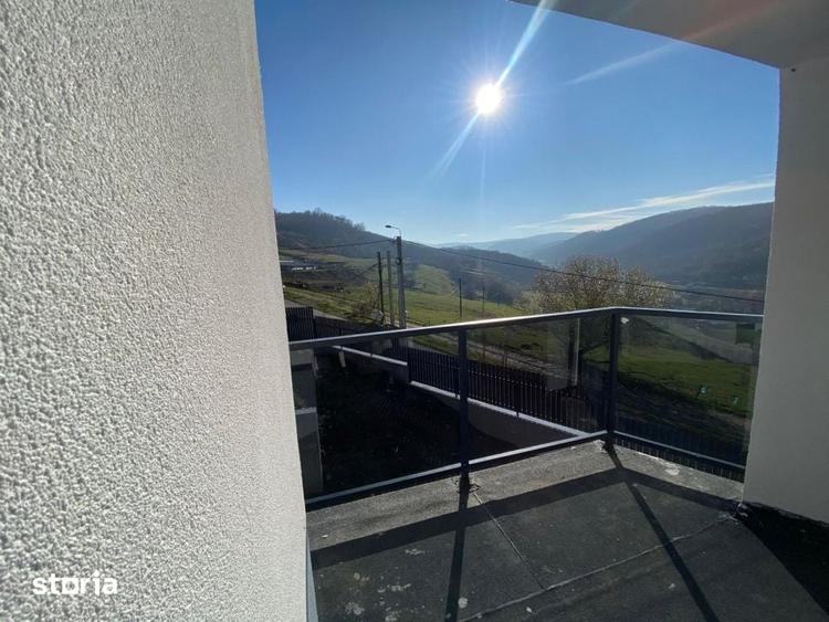 Casă cu 5 camere cu Teren 500 Mp în Central