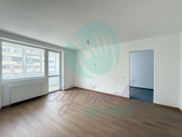 Apartament cu 3 camere semidecomandat în Vatra Luminoasă