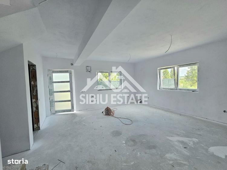 Casă cu 4 camere cu Teren 280 Mp în Central
