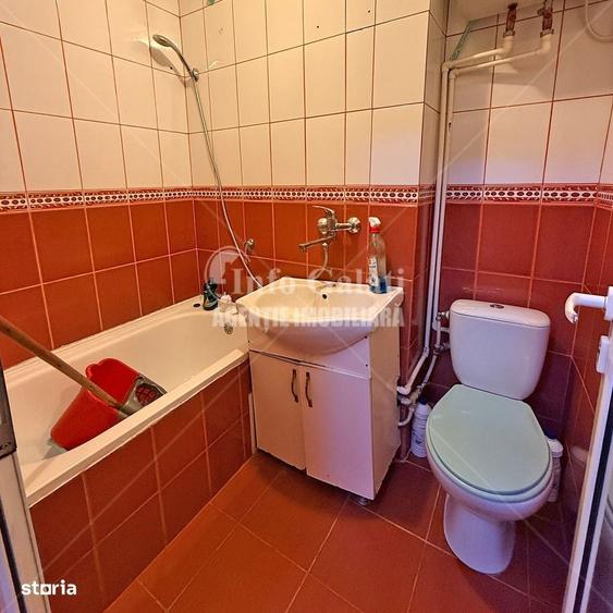 Apartament cu 2 camere în Micro 40