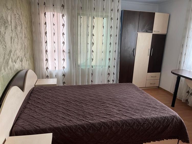 Casă cu 4 camere în Rucăr