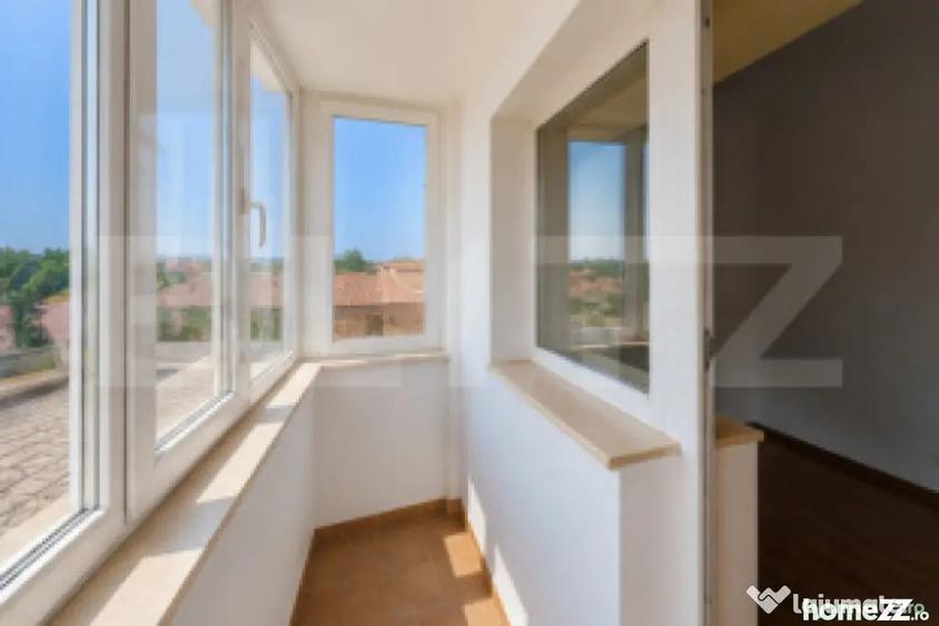 Apartament cu 4 camere decomandat în Central
