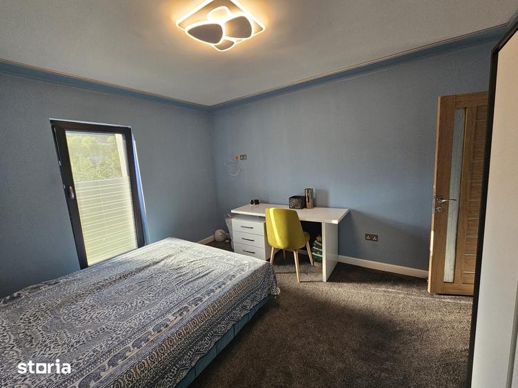 Casă cu 3 camere cu Teren 1078 Mp în Șoimuș