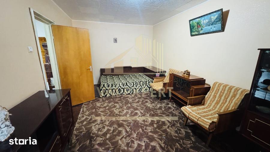 Apartament cu 2 camere decomandat în Central