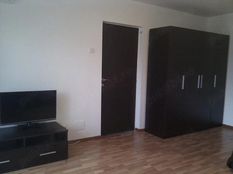 Garsonieră decomandată în Unirii