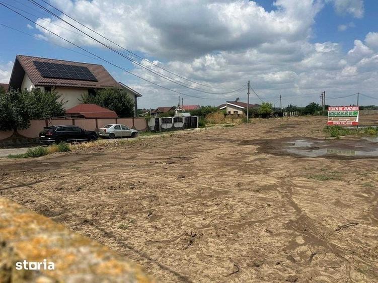 Teren de 2500 mp, în Central