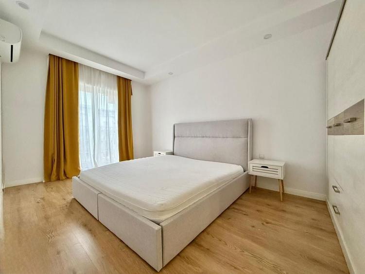 Apartament cu 3 camere decomandat în Ștefăneștii de Jos