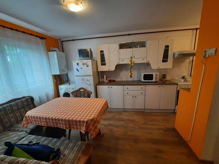 Apartament cu 2 camere decomandat, mobilat în Colentina