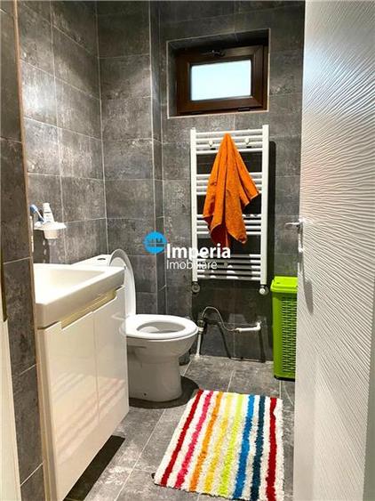 Casă individuală cu 4 camere cu Canalizare în Horpaz