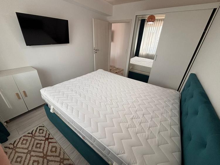 Apartament cu 2 camere semidecomandat în Vișan