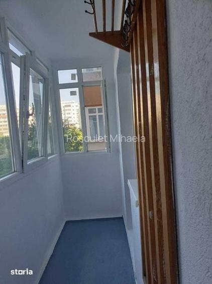Proprietar-Inchiriez apartament 3 camere