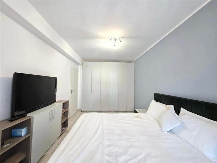 Apartament cu 3 camere decomandat, mobilat în Avantgarden