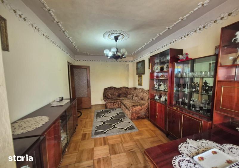 Apartament cu 3 camere decomandat în Ultracentral