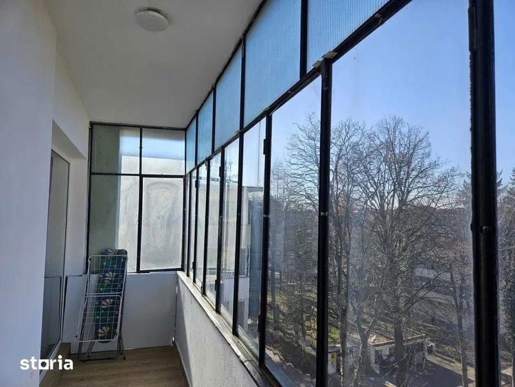 Apartament cu 2 camere decomandat în Cornișa