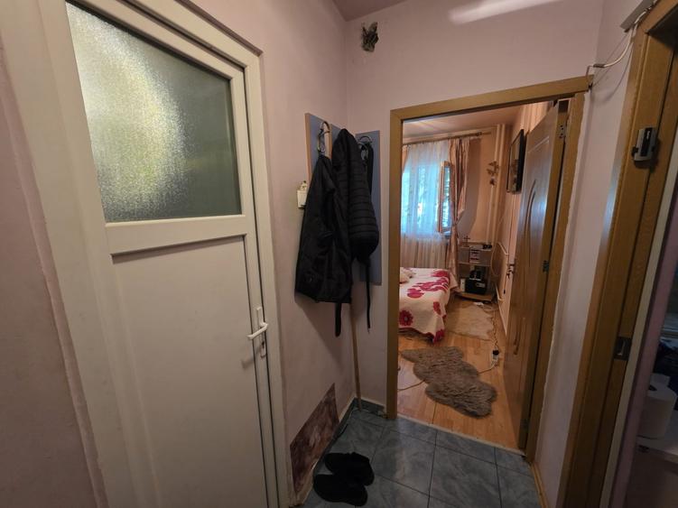 Apartament 2 Camere | Aparatorii Patriei | Decomandat | Bloc Reabilitat | Metrou - 9