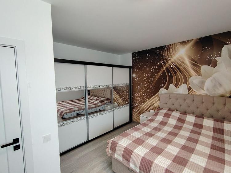 Casă cu 3 camere în Jucu
