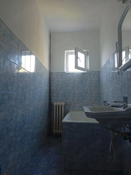 Apartament cu 2 camere semidecomandat în Rogerius