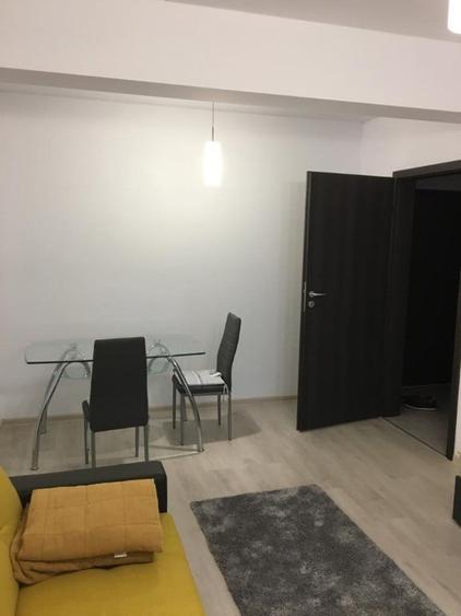 Apartament cu 2 camere decomandat în Mihai Bravu