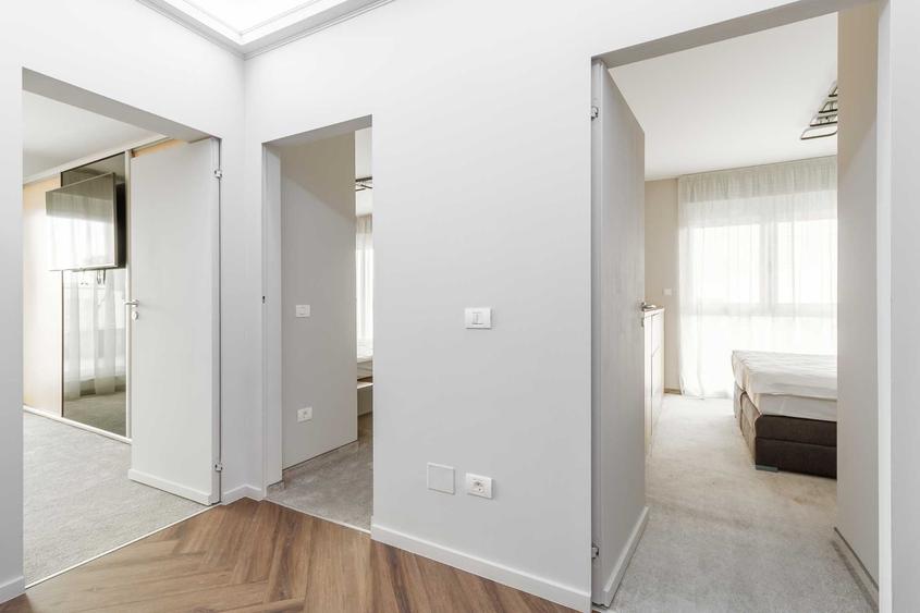 Apartament cu 3 camere decomandat în Lotus