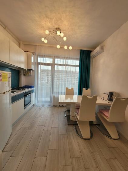 Apartament cu 2 camere semidecomandat în Central