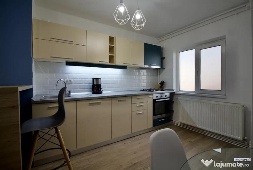 Apartament cu 2 camere decomandat, mobilat în Drumul Sării