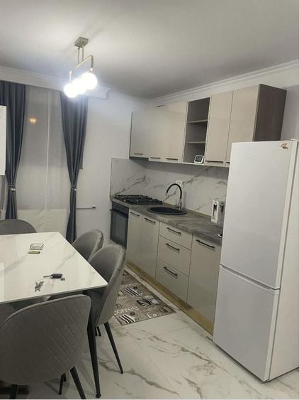 Apartament cu 3 camere decomandat în Crihala