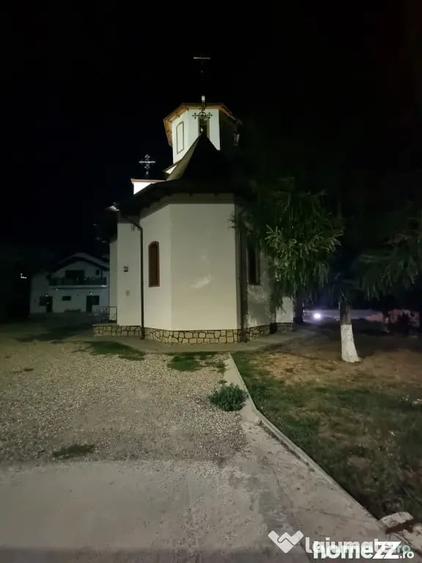Apartament cu 3 camere decomandat în Ștefan cel Mare