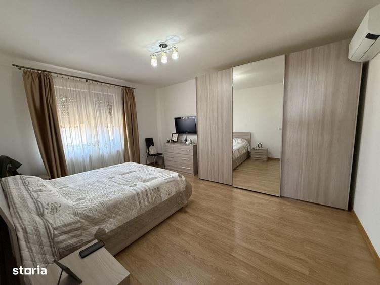 Casă cu 4 camere în Central