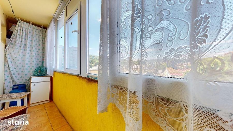 De vanzare 2 camere decomandat, etaj intermediar B-dul Grivitei - 17