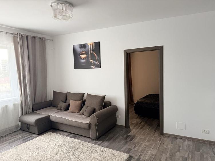 Apartament cu 2 camere decomandat în Ultracentral