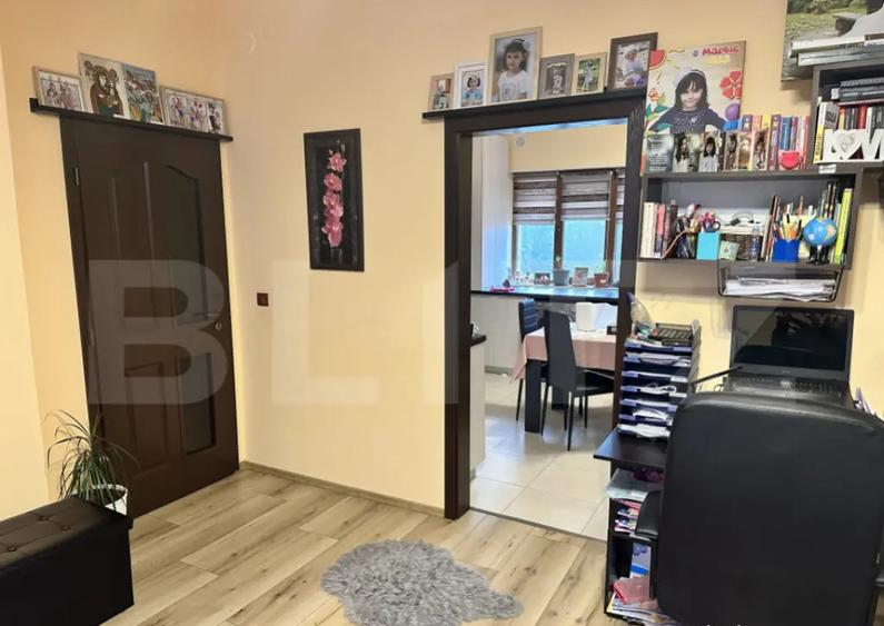 Apartament cu 2 camere semidecomandat, mobilat în Central