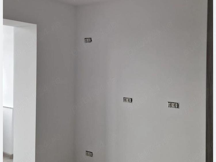 Apartament cu 2 camere decomandat în Periferie