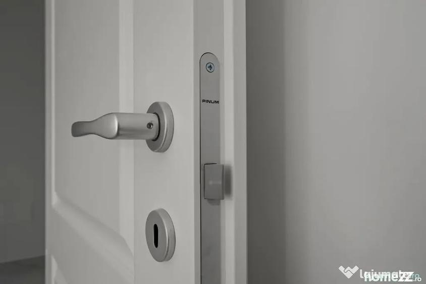 Apartament cu 2 camere decomandat în Păcii