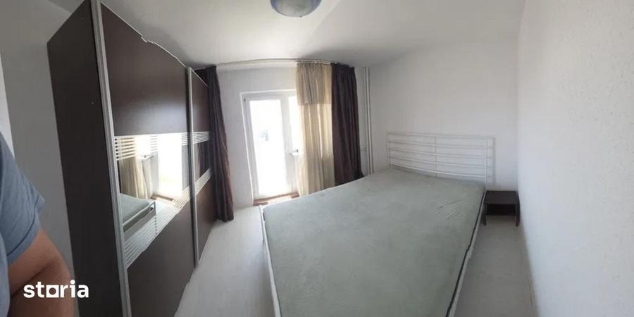 Apartament cu 2 camere semidecomandat în Grivița