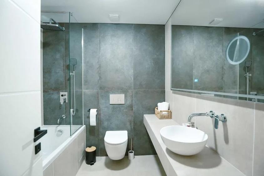 Apartament cu 2 camere semidecomandat, mobilat în Pipera