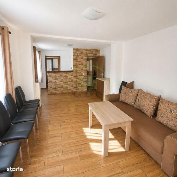 Casă cu 4 camere în Central