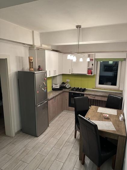 Apartament cu 2 camere decomandat, mobilat în 1 Mai