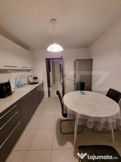 Apartament cu 3 camere decomandat în Lunca Cetățuii