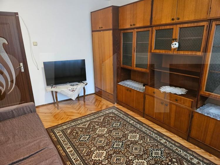 Apartament cu 3 camere decomandat, mobilat în Ultracentral