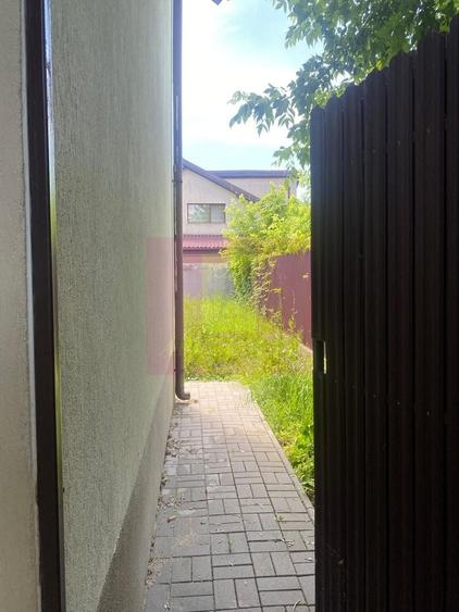 Duplex cu 4 camere cu Canalizare în Mogoșoaia