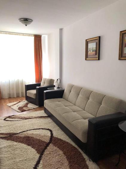 Apartament cu 2 camere decomandat în Avantgarden
