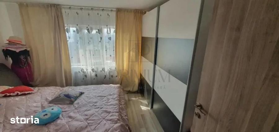 Apartament cu 3 camere decomandat în Lunei