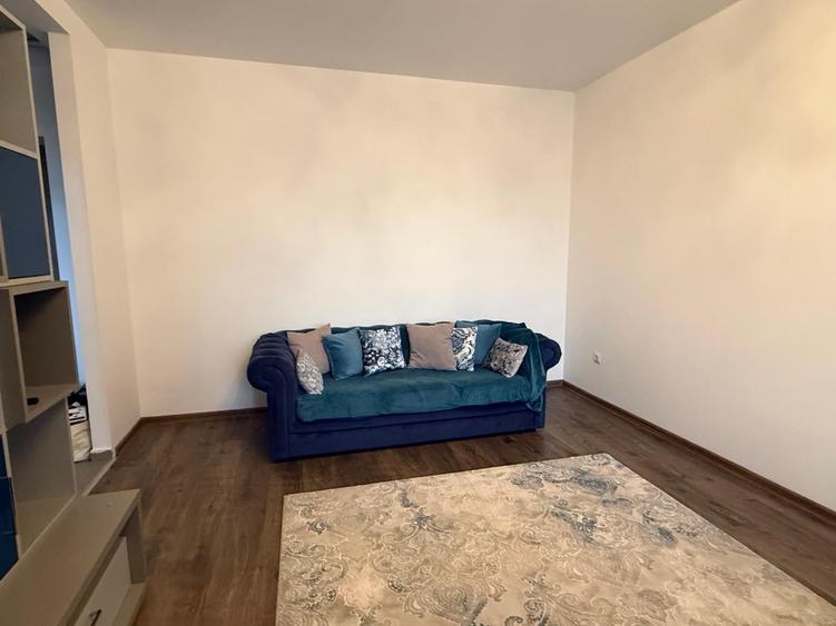 Apartament cu 3 camere decomandat în Grozăvești