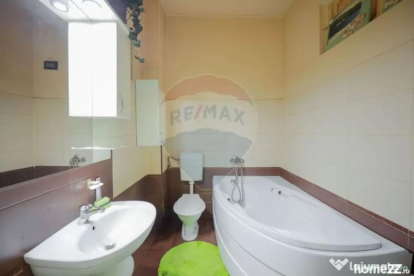 Casă cu 5 camere cu Teren 340 Mp în Ultracentral