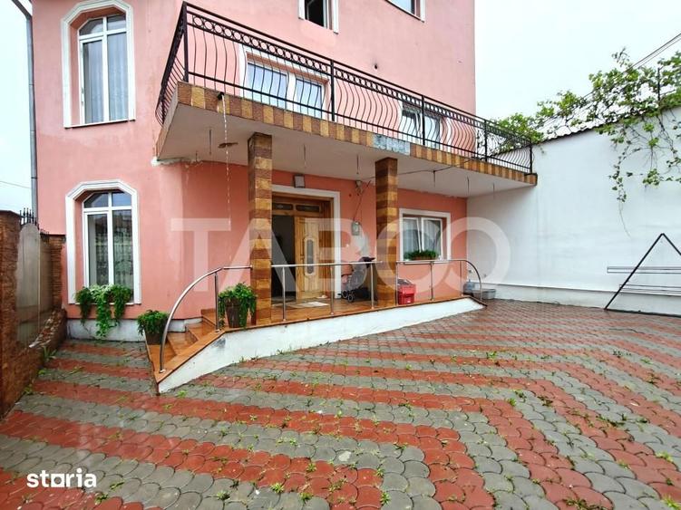 Casă cu 4 camere cu Teren 228 Mp în Turnișor