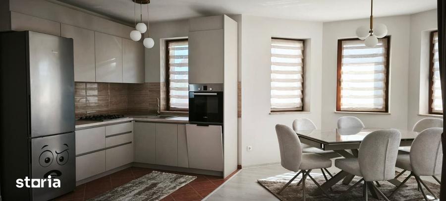 Casa Unirii, TOTUL NOU, 4 camere, garaj, 1000 mp teren - 1