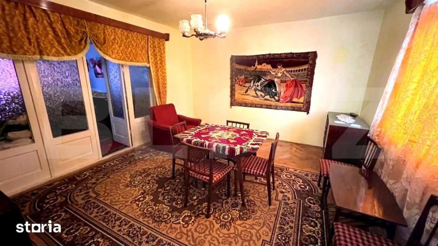 Casă cu 4 camere cu Teren 200 Mp în Central