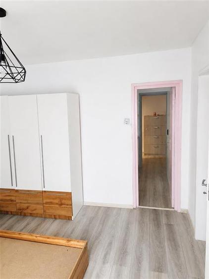 Apartament cu 2 camere decomandat, mobilat în Hipodrom 3