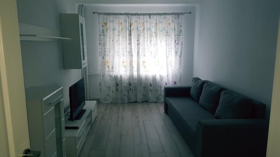 Apartament cu 2 camere semidecomandat în Obor