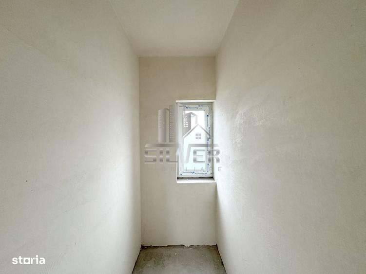 Casă cu 4 camere în Chinteni